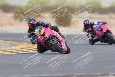 media/Sep-11-2022-SoCal Trackdays (Sun) [[81b7e951af]]/Turn 5 (1110am)/